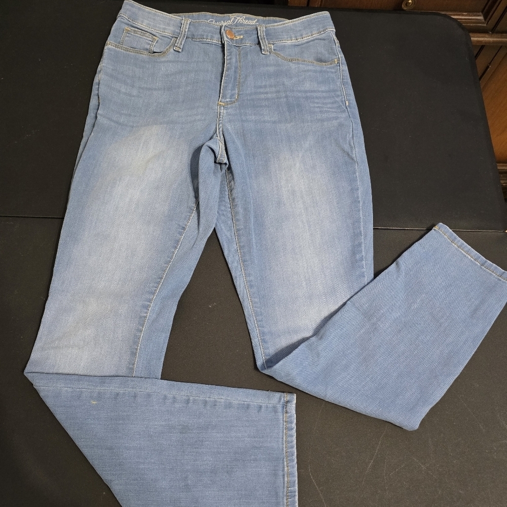 Universal Threads Mid Rise Skinny Women's Light Blue Jeans Size 4